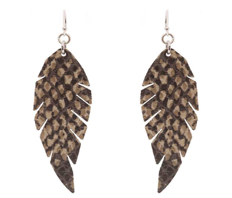 BEIGE SNAKE SKIN STYLE FAUX LEATHER FEATHER EARRINGS