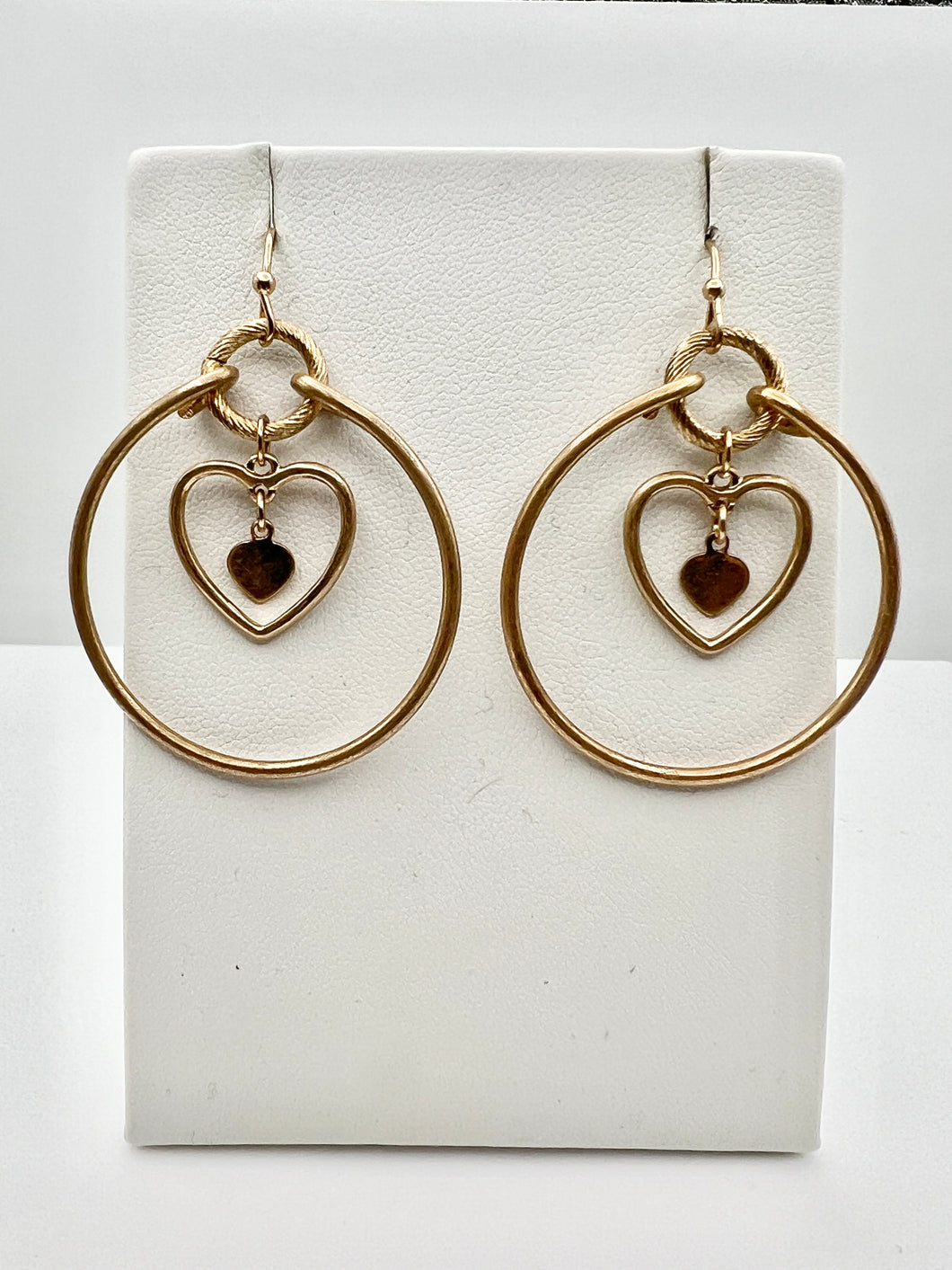 Gold Circle with 2 Hearts Earrings