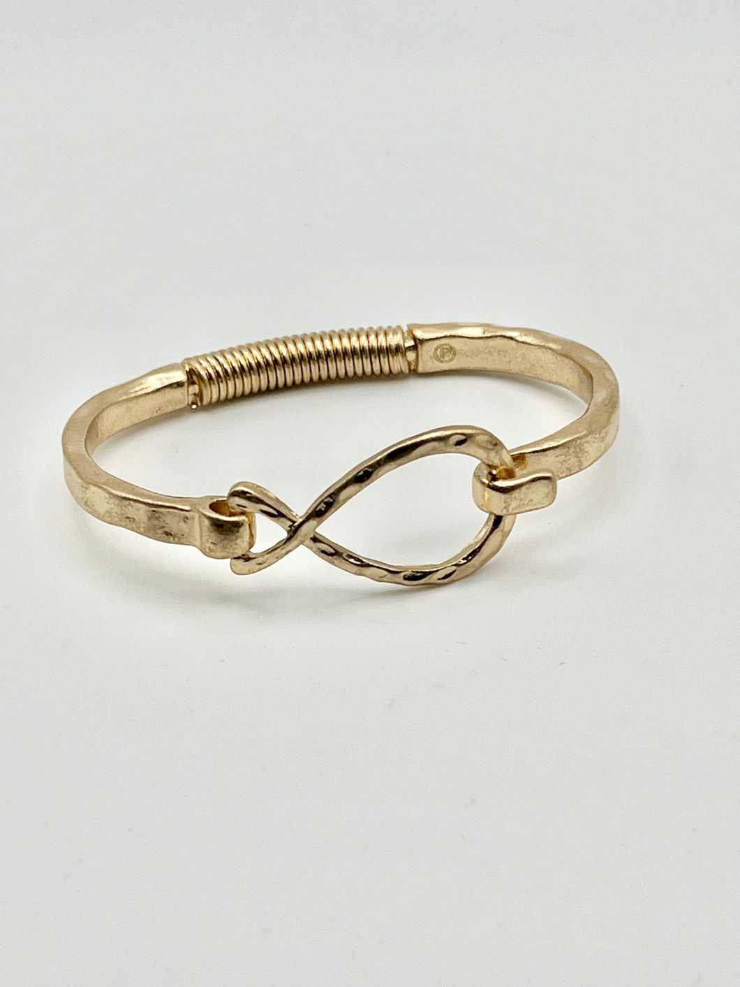 Hammered Loop Gold Bracelet with Hinge closure