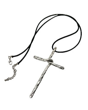 Hammered Twist Cross Pendant Necklace with 32