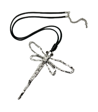 Dragonfly Pendant Necklace with 32