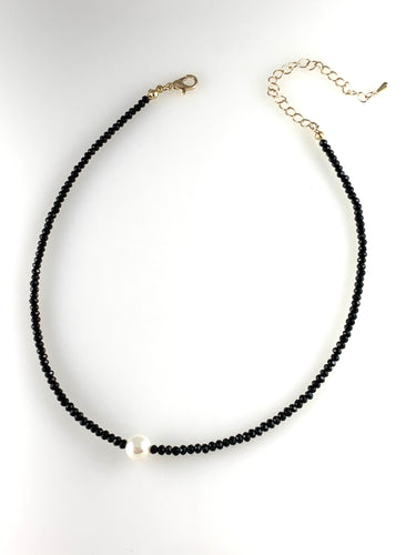 Black Beaded Necklace with Pearl Pendant