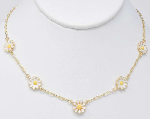 Daisy Flower Necklace with Gold Chain